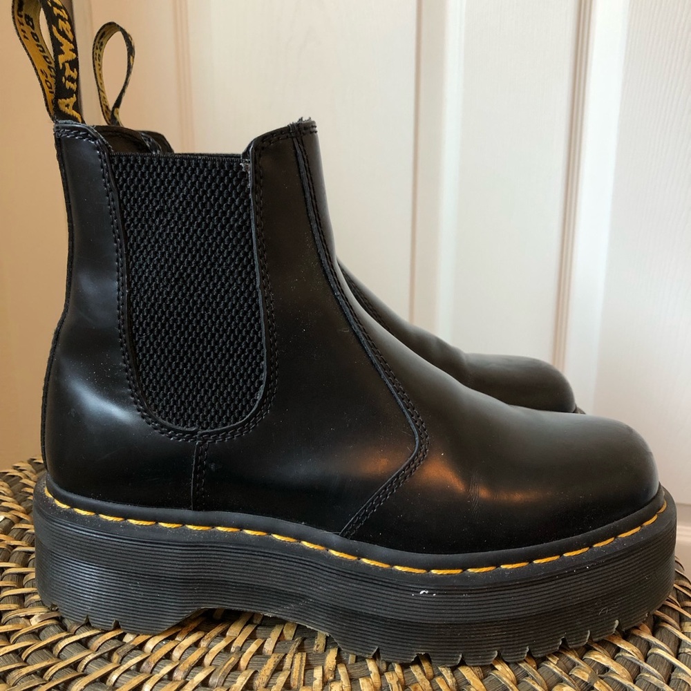 Black Dr. Martens 2976 Smooth Leather Platform Chelsea Boots